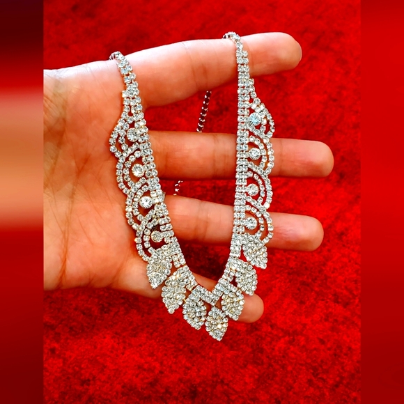 Jewelry necklace set - Picture 3 of 5